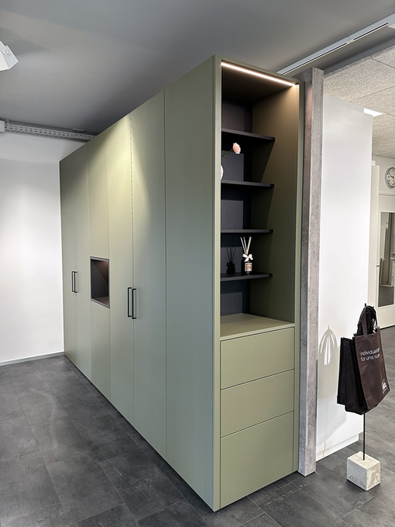 Einbauschrank f&uuml;r Cham